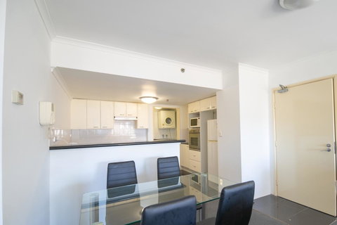 Castle Serviced Apartments - Tourism Caloundra 27