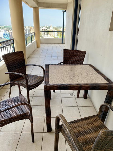 Castle Serviced Apartments - Tourism Caloundra 9