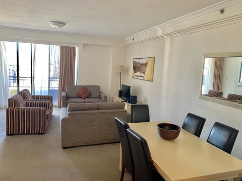 Castle Serviced Apartments - Tourism Caloundra 4