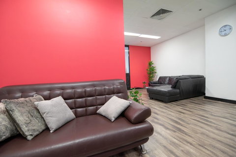 Castle Serviced Apartments - Tourism Caloundra 24