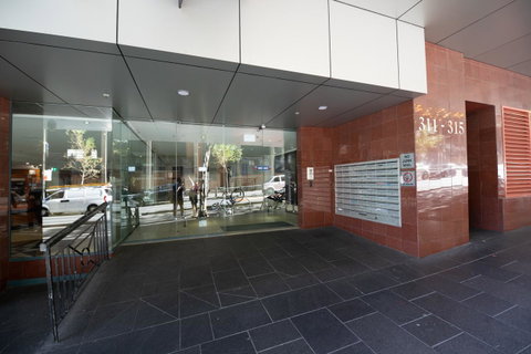 Castle Serviced Apartments - Tourism Caloundra 31