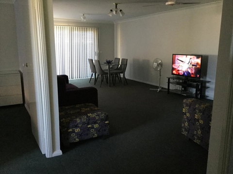 Tic Tac Toe Quality Accommodation - Tourism Caloundra 14