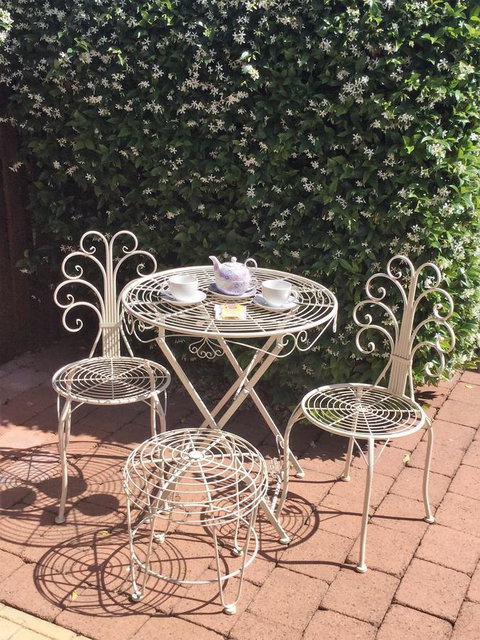 Tic Tac Toe Quality Accommodation - Tourism Caloundra 5