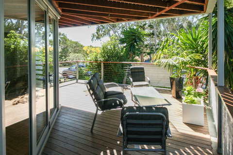 Valla's Beach House - Tourism Caloundra 14