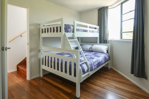 Valla's Beach House - Tourism Caloundra 18