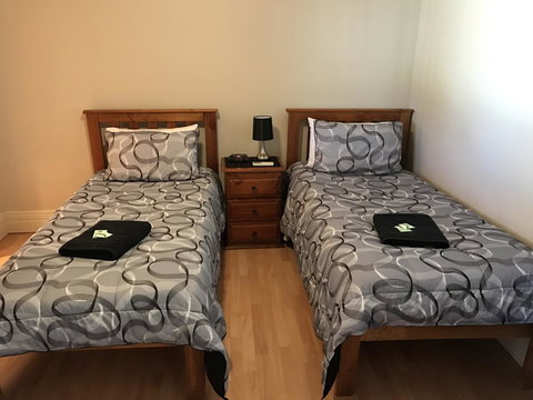 Jadan Cottages - Tourism Caloundra 3