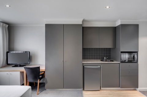 Adina Apartment Hotel Chippendale - Tourism Caloundra 17