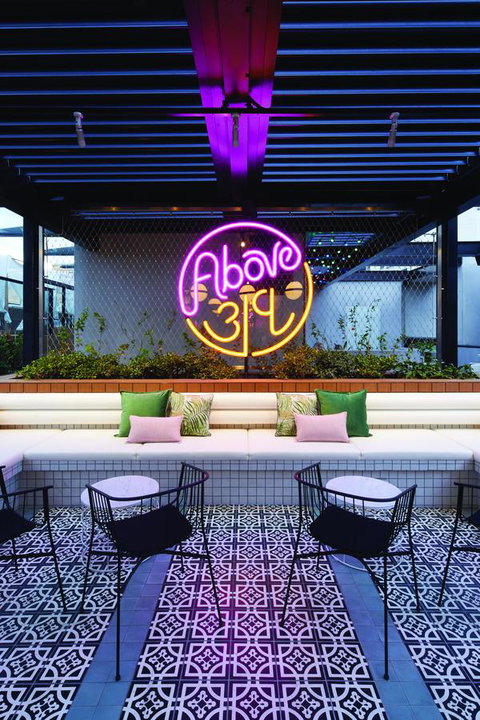 Vibe Hotel Sydney Darling Harbour - Tourism Caloundra 5