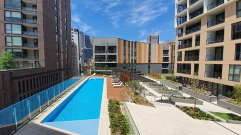 Two Bedroom Darling Harbour Apt Chinatown CBD UTS - Tourism Caloundra 7