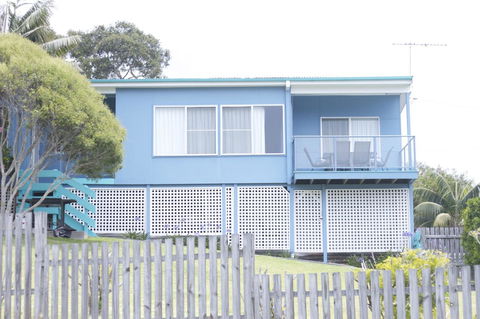Clareview, 8 Korogora Street - Tourism Caloundra 4