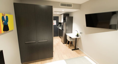 Studio 8 Residences - Adults Only - Tourism Caloundra 12