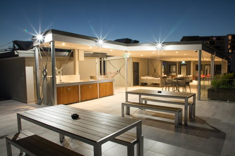 Studio 8 Residences - Adults Only - Tourism Caloundra 9