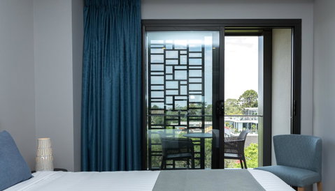 Studio 8 Residences - Adults Only - Tourism Caloundra 14