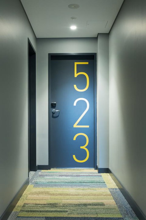 Studio 8 Residences - Adults Only - Tourism Caloundra 20