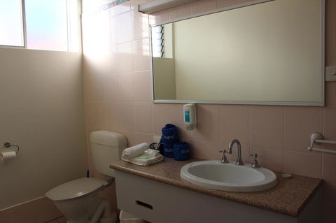 Hume Inn Motel Albury CBD - Tourism Caloundra 6