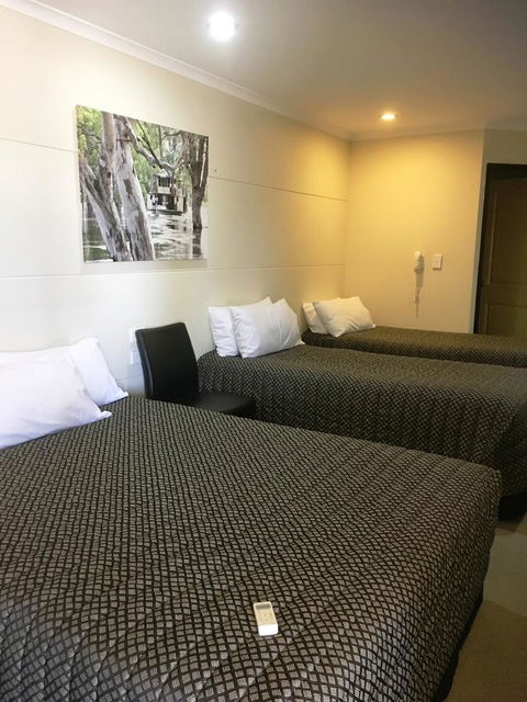 Balranald Club Motel - Tourism Caloundra 16