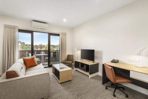 Quest Nowra - Tourism Caloundra 3