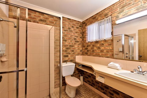Hume Country Motor Inn - Tourism Caloundra 34