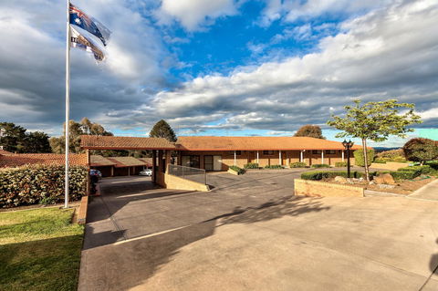 Hume Country Motor Inn - Tourism Caloundra 31