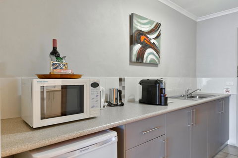 Hume Country Motor Inn - Tourism Caloundra 36
