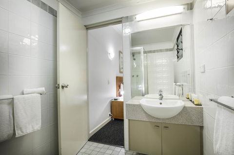 Mercure Darwin Airport Resort - Tourism Caloundra 24