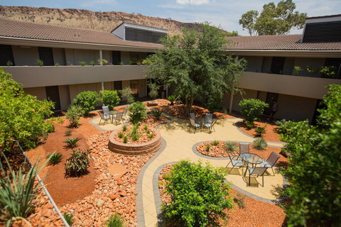 Crowne Plaza Alice Springs Lasseters, An IHG Hotel - Tourism Caloundra 26
