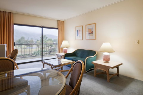 DoubleTree By Hilton Alice Springs - Tourism Caloundra 38