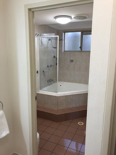 Beaches Serviced Apartments - Tourism Caloundra 9