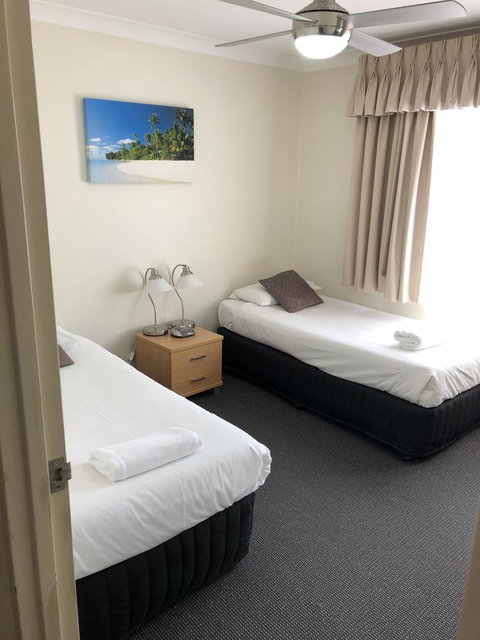 Beaches Serviced Apartments - Tourism Caloundra 13