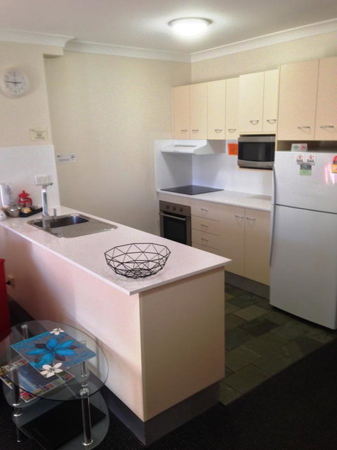 Beaches Serviced Apartments - Tourism Caloundra 38