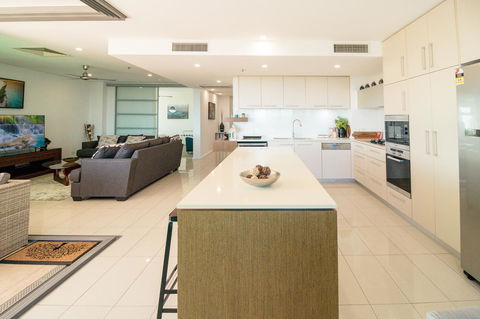 ZEN BY THE WATER - Esplanade Darwin Retreat - Tourism Caloundra 28