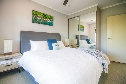 ZEN BY THE WATER - Esplanade Darwin Retreat - Tourism Caloundra 14
