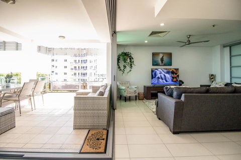 ZEN BY THE WATER - Esplanade Darwin Retreat - Tourism Caloundra 40