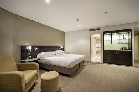 Hilton Darwin - Tourism Caloundra 34