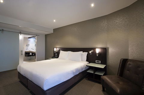 Hilton Darwin - Tourism Caloundra 30