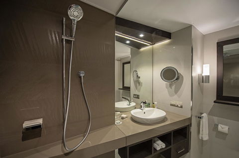 Hilton Darwin - Tourism Caloundra 25