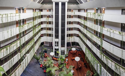 Novotel Darwin CBD - Tourism Caloundra 3