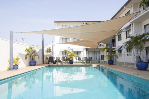 Metro Advance Apartments & Hotel - Tourism Caloundra 1