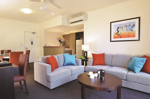 Metro Advance Apartments & Hotel - Tourism Caloundra 2