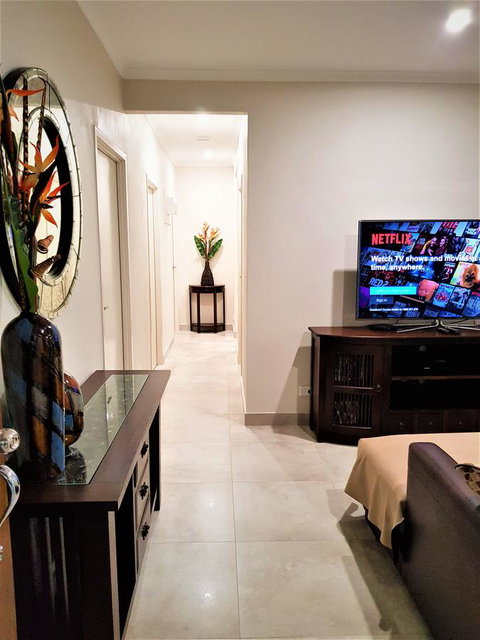 Darwin Beach Escape Holiday Home - Tourism Caloundra 5