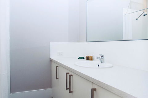 Erldunda Desert Oaks Resort - Tourism Caloundra 3