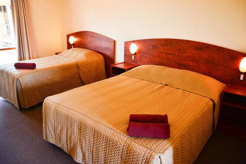 Erldunda Desert Oaks Resort - Tourism Caloundra 33