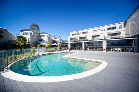 Corrigans Cove - Tourism Caloundra 0