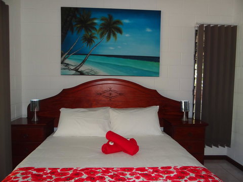 DARWIN'S SHADY ACRES RETREAT - Tourism Caloundra 30