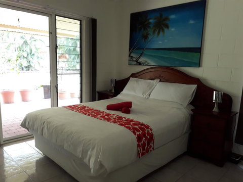 DARWIN'S SHADY ACRES RETREAT - Tourism Caloundra 31