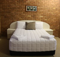 Golden Sands Motor Inn - Tourism Caloundra