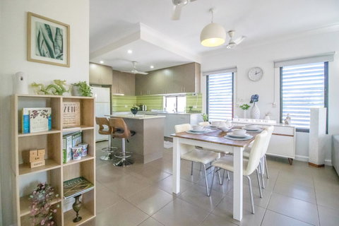 ZEN QUEST - The NOMADS PAD Near Nightcliff Markets & Sunset Foreshore - Tourism Caloundra 12