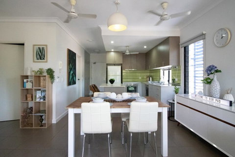 ZEN QUEST - The NOMADS PAD Near Nightcliff Markets & Sunset Foreshore - Tourism Caloundra 28