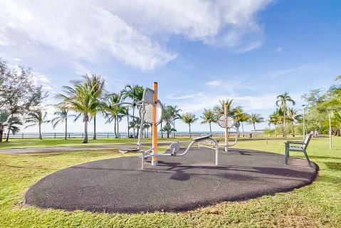 ZEN QUEST - The NOMADS PAD Near Nightcliff Markets & Sunset Foreshore - Tourism Caloundra 10