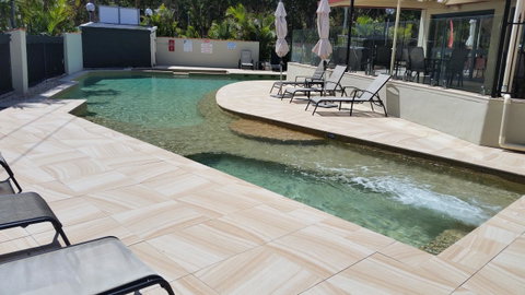 Nelson Bay Breeze - Tourism Caloundra 4